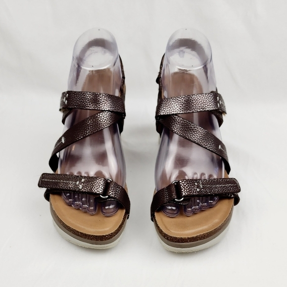 Crown Vintage Taka Gun metal grey Wedge Sandals - Picture 3 of 13